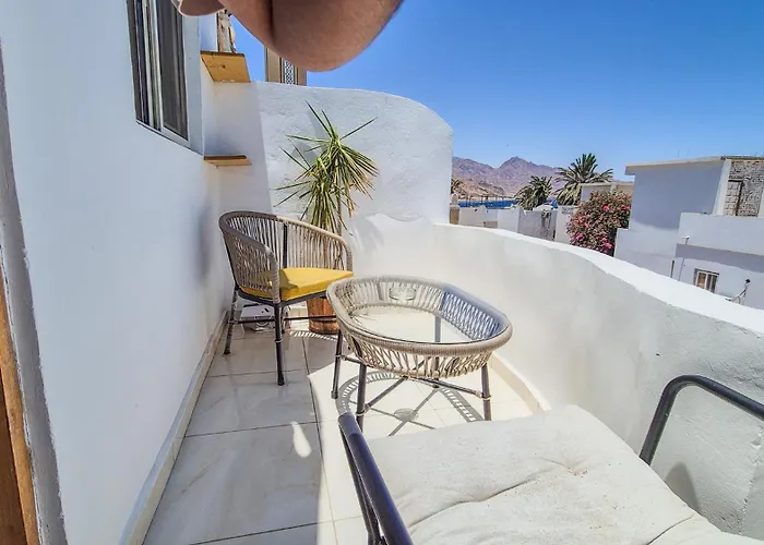 Bedro Rooftop 1 Private Balcony Sea View 30 Sec To Sea Daire