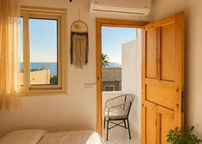 Bedro Rooftop 1 Private Balcony Sea View 30 Sec To Sea Daire Dahab